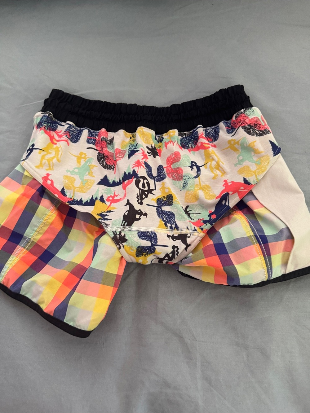 lululemon Neon Plaid Tracker 5 sho Athletic Shorts with liner 4” inseam - Picture 4 of 6